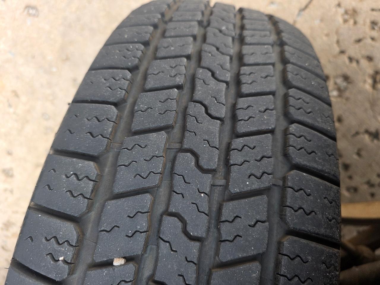 RAM 1500 Classic Tradesman 4x2 Crew Cab 5'7" Box 2022