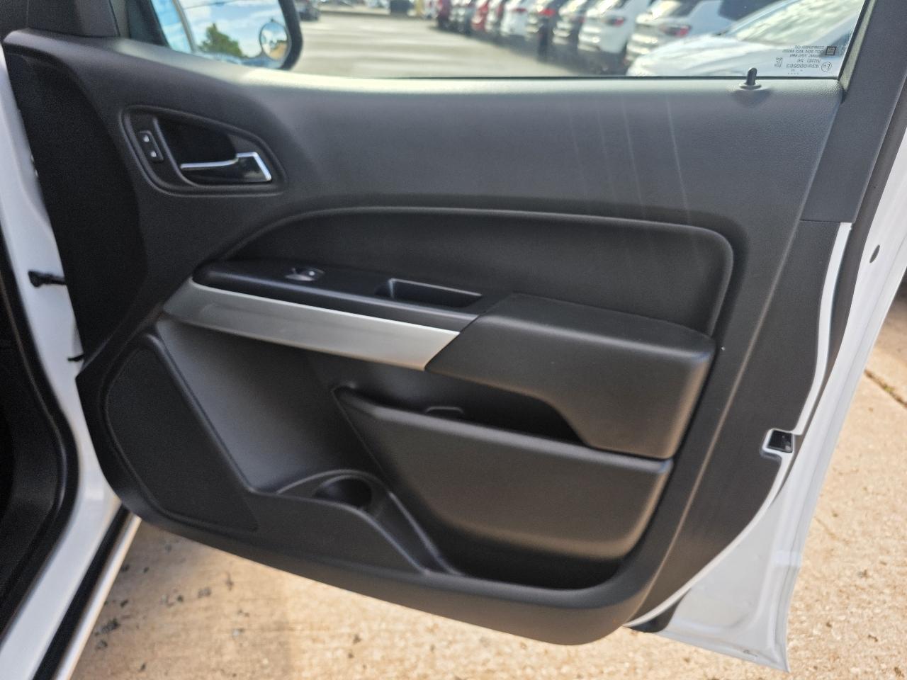 Chevrolet Colorado 2WD Ext Cab 128" LT 2022