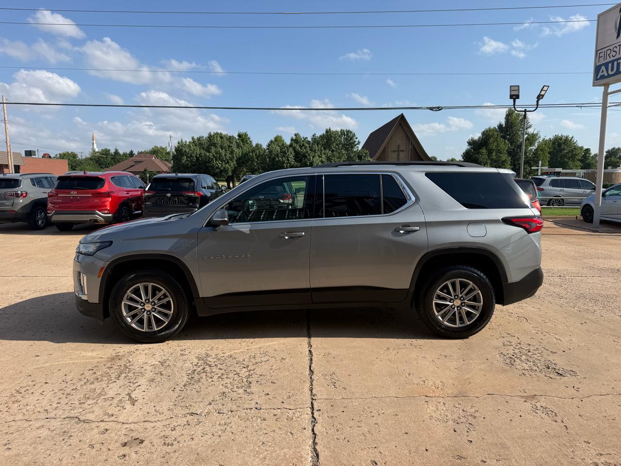 Chevrolet Traverse FWD 4dr LT Cloth w/1LT 2023
