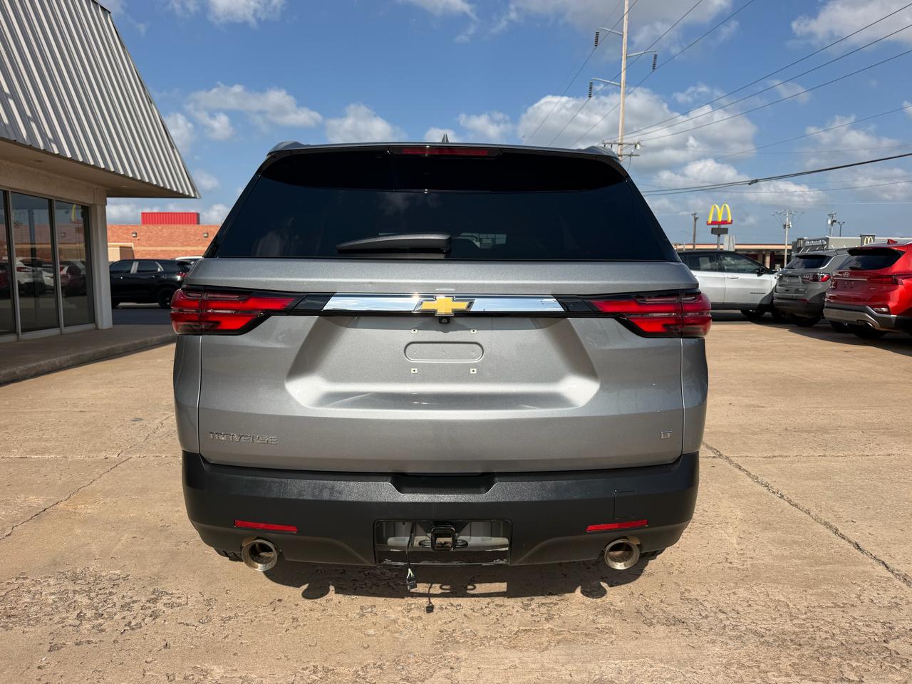 Chevrolet Traverse FWD 4dr LT Cloth w/1LT 2023