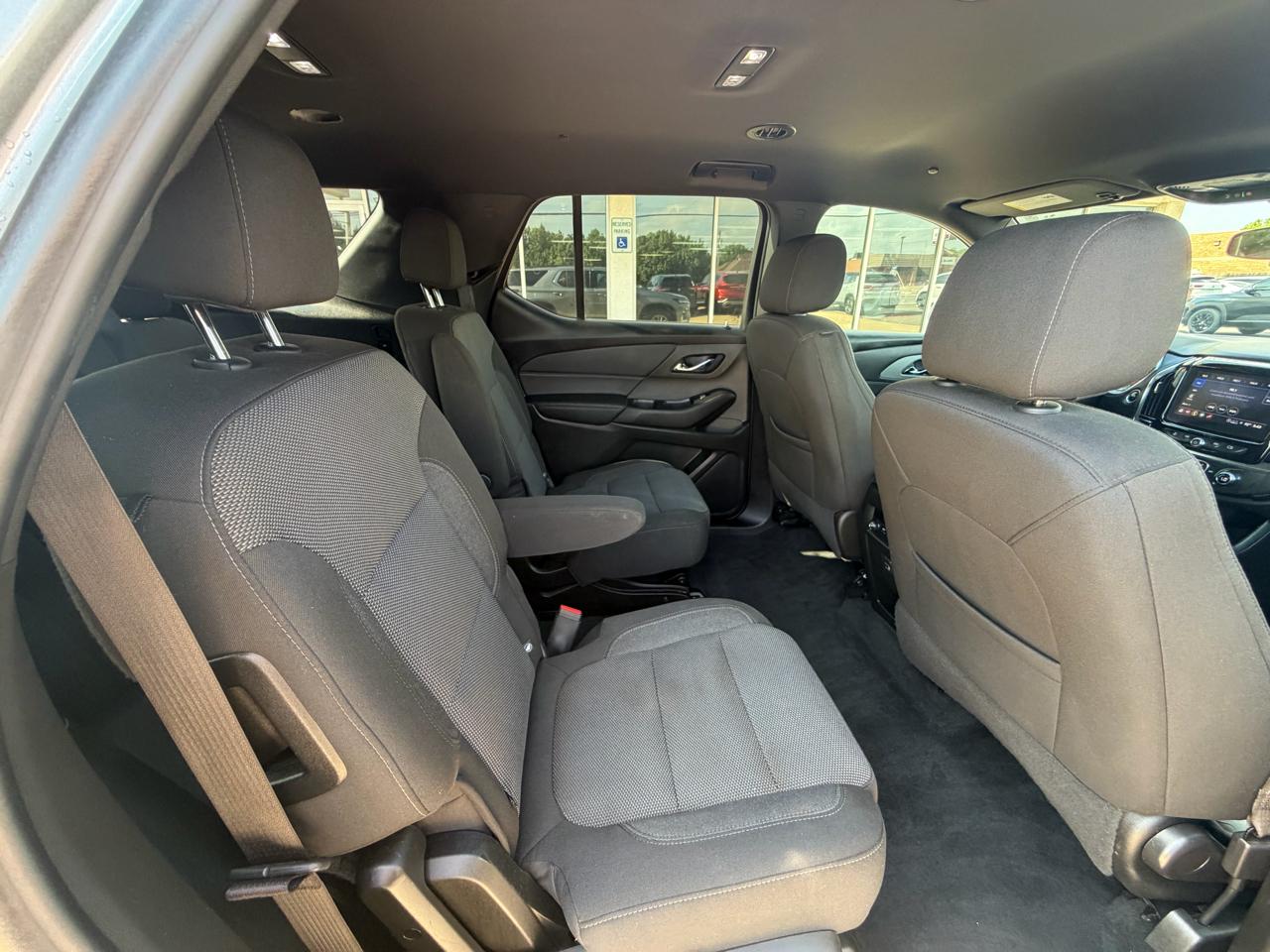 Chevrolet Traverse FWD 4dr LT Cloth w/1LT 2023