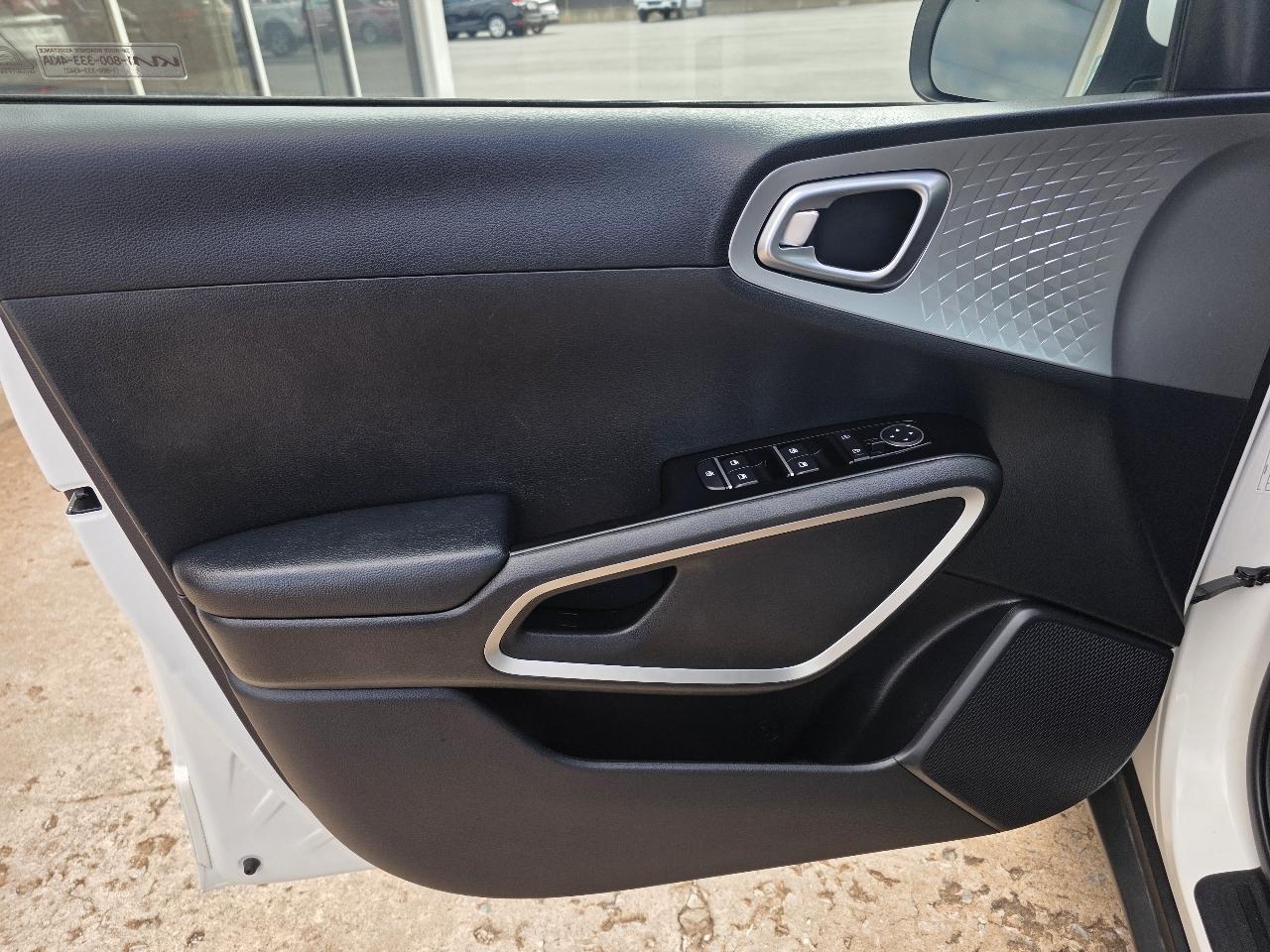 Kia Soul LX IVT 2023