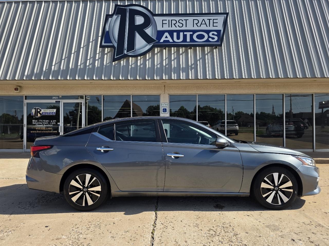 Nissan Altima 2.5 SV Sedan 2021