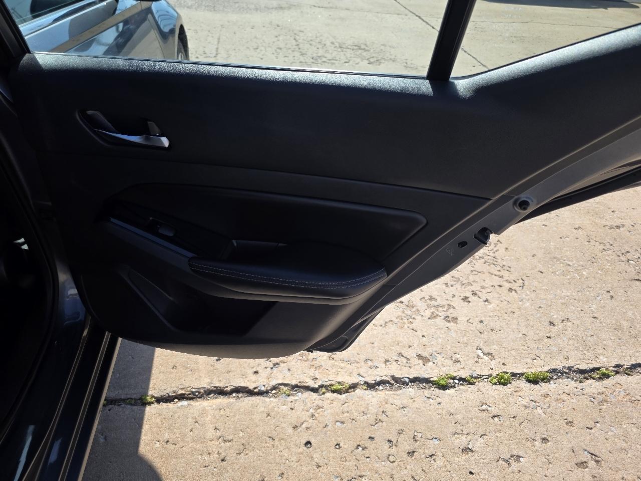 Nissan Altima 2.5 SV Sedan 2021
