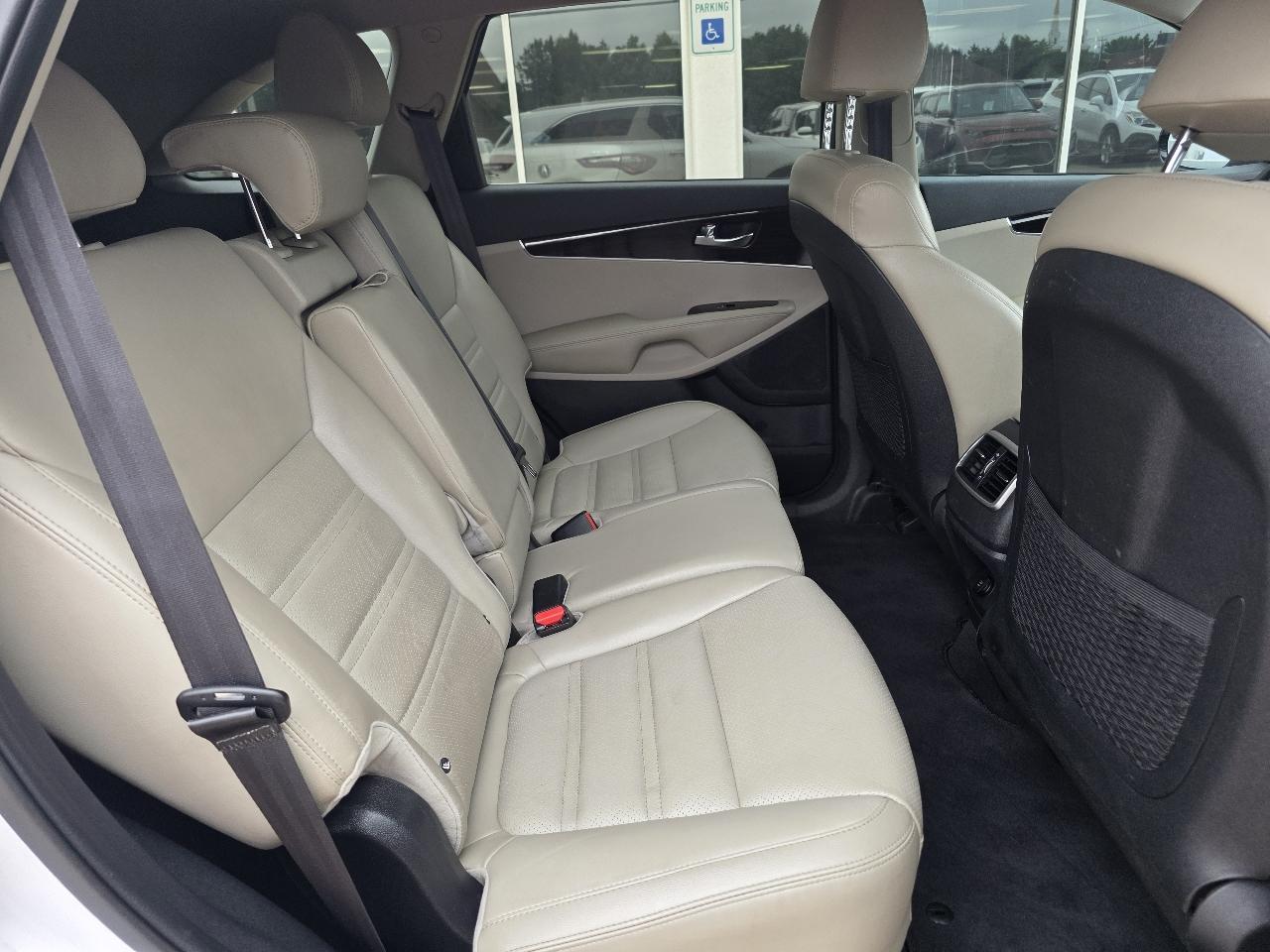 Kia Sorento EX V6 FWD 2020