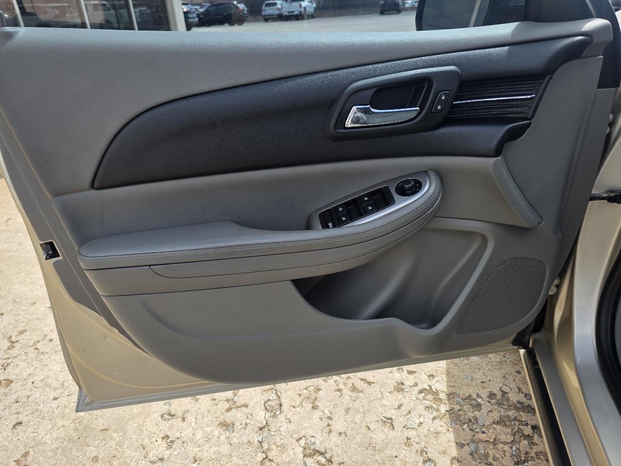 Chevrolet Malibu 4dr Sdn LS w/1LS 2014