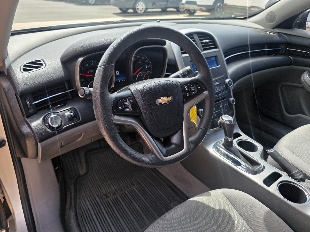 Chevrolet Malibu 4dr Sdn LS w/1LS 2014