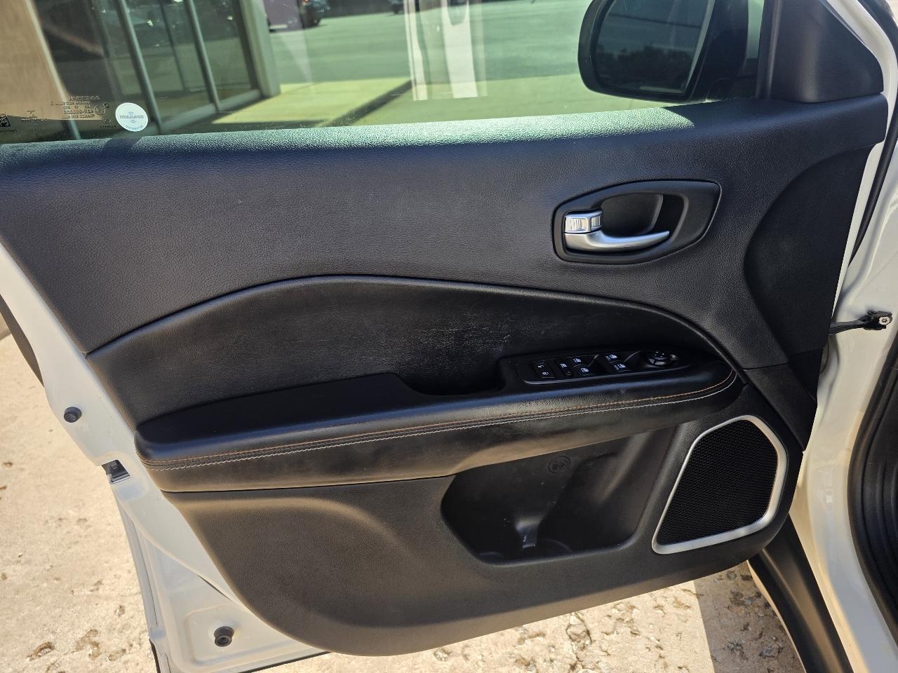 Jeep Compass Latitude FWD 2018