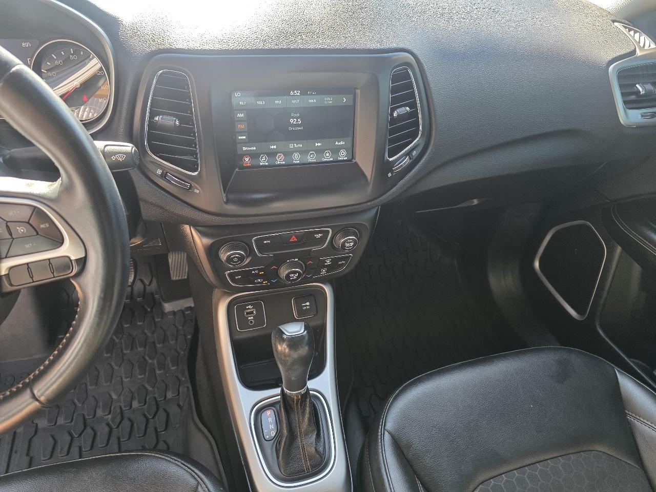 Jeep Compass Latitude FWD 2018