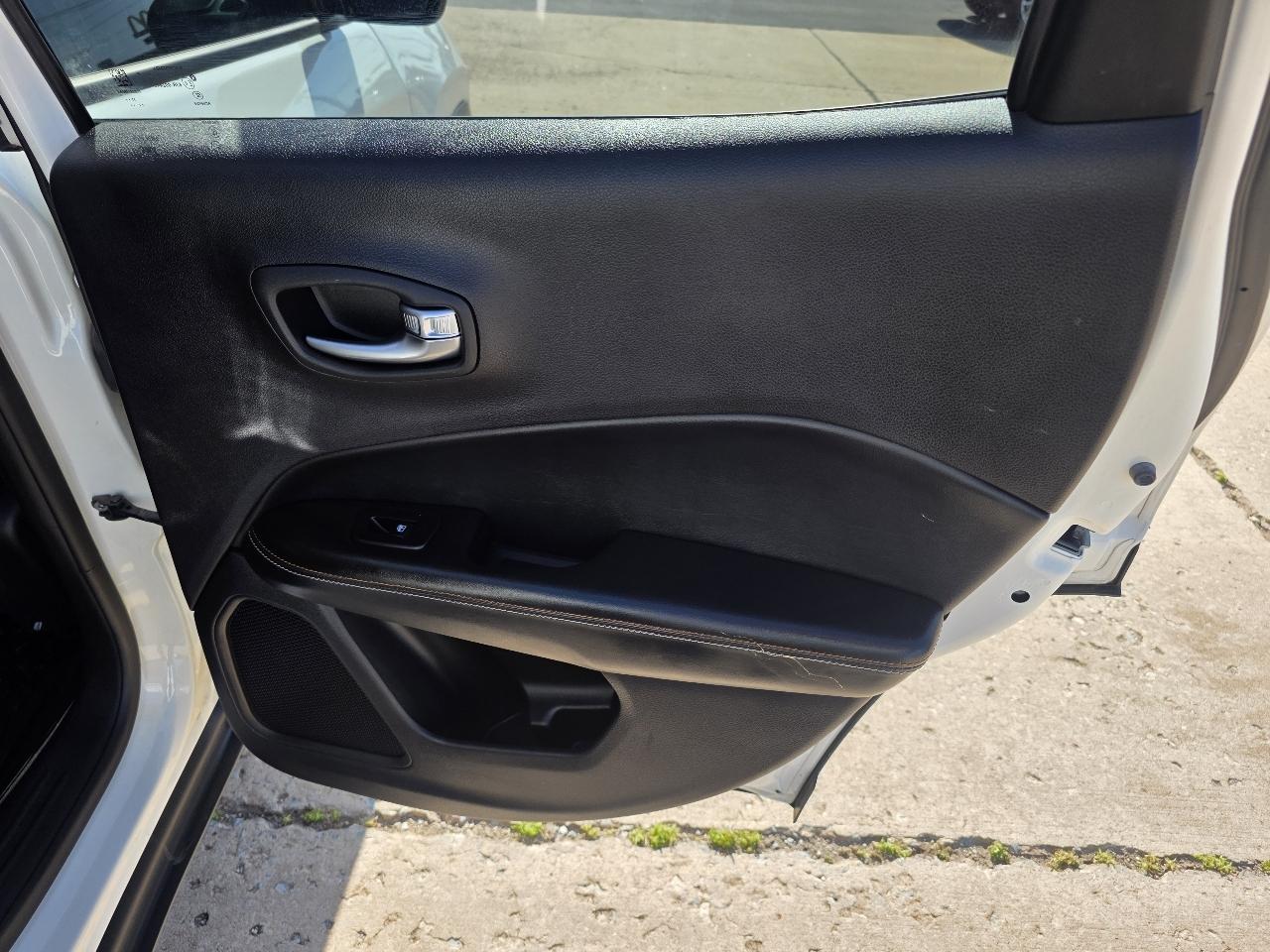 Jeep Compass Latitude FWD 2018