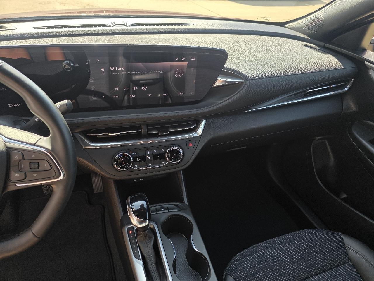 Buick Envista FWD 4dr Preferred 2024