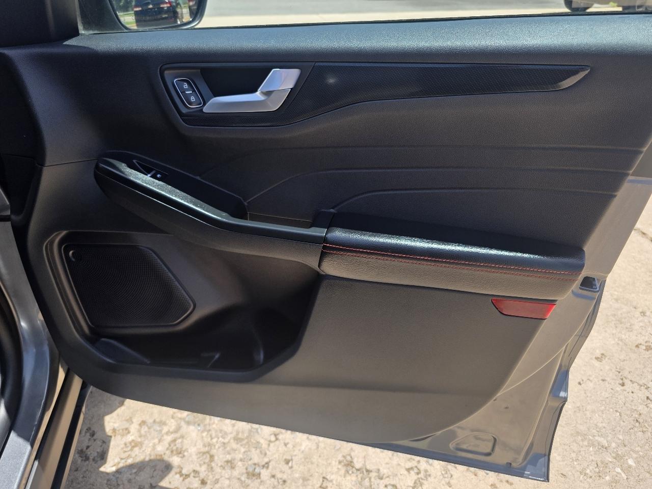 Ford Escape ST-Line AWD 2025