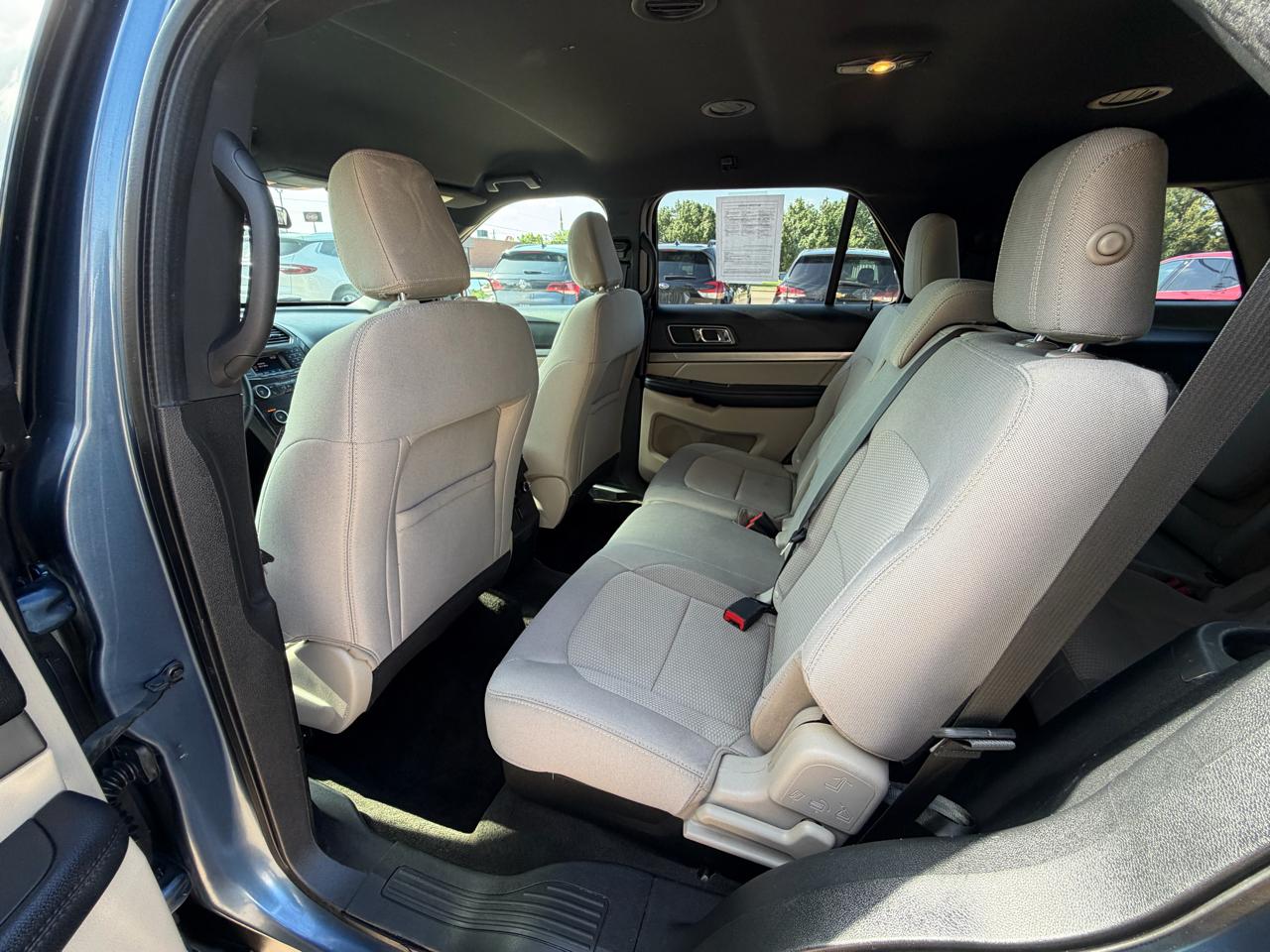 Ford Explorer XLT FWD 2018