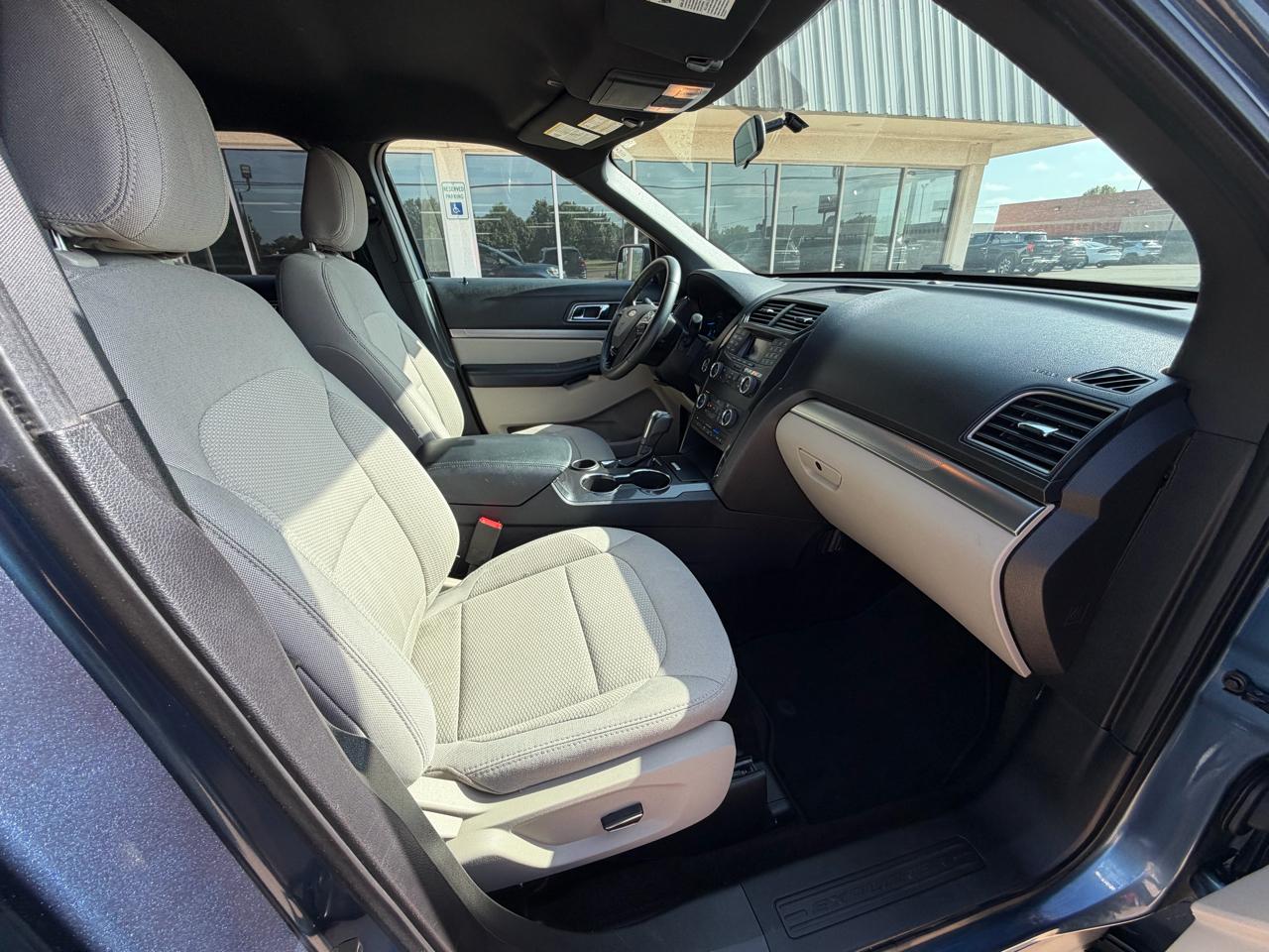 Ford Explorer XLT FWD 2018