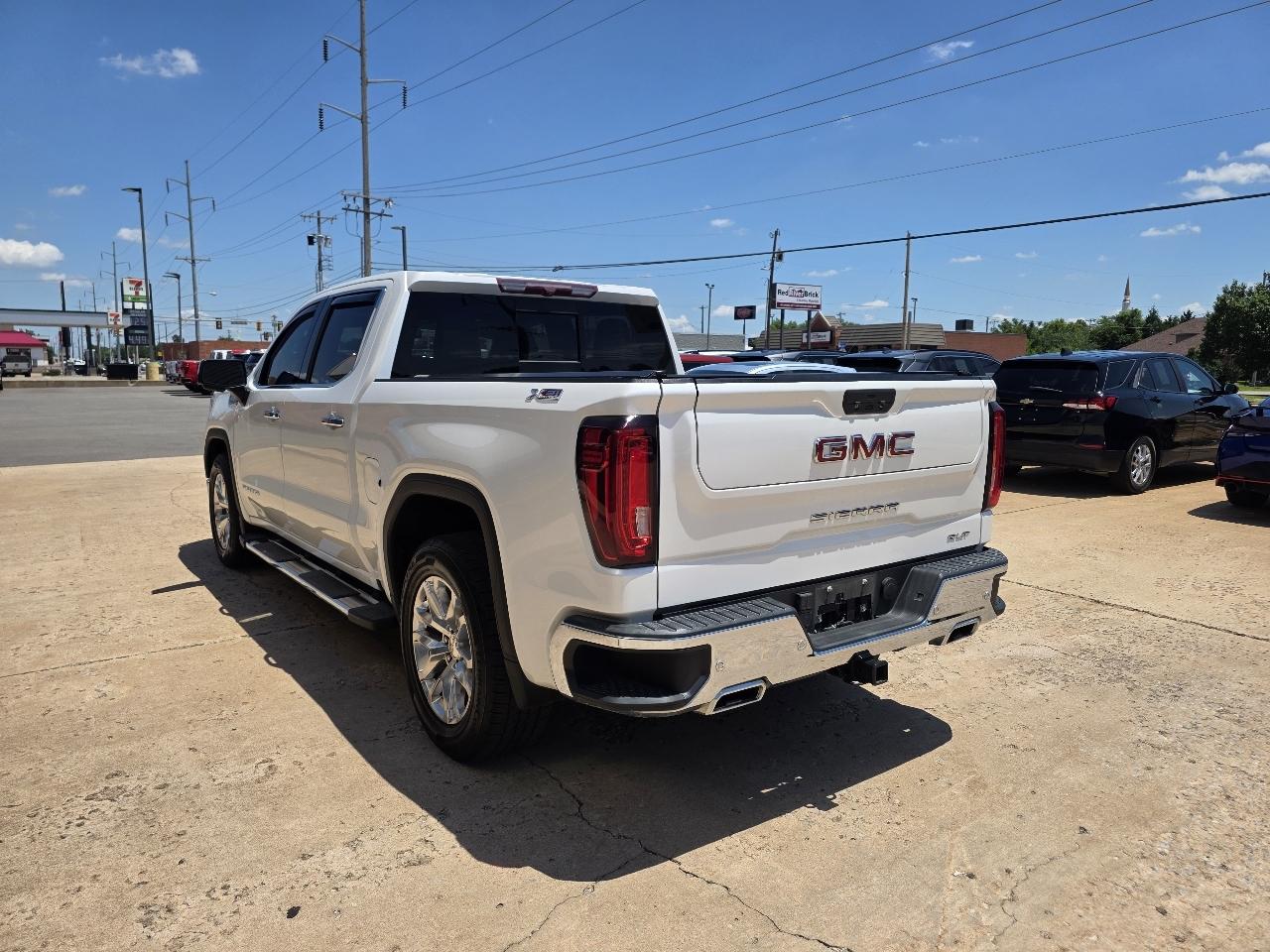 GMC Sierra 1500 4WD Crew Cab 147" SLT 2020