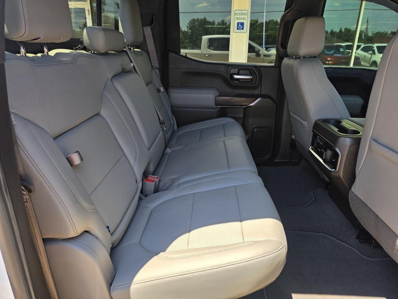GMC Sierra 1500 4WD Crew Cab 147" SLT 2020