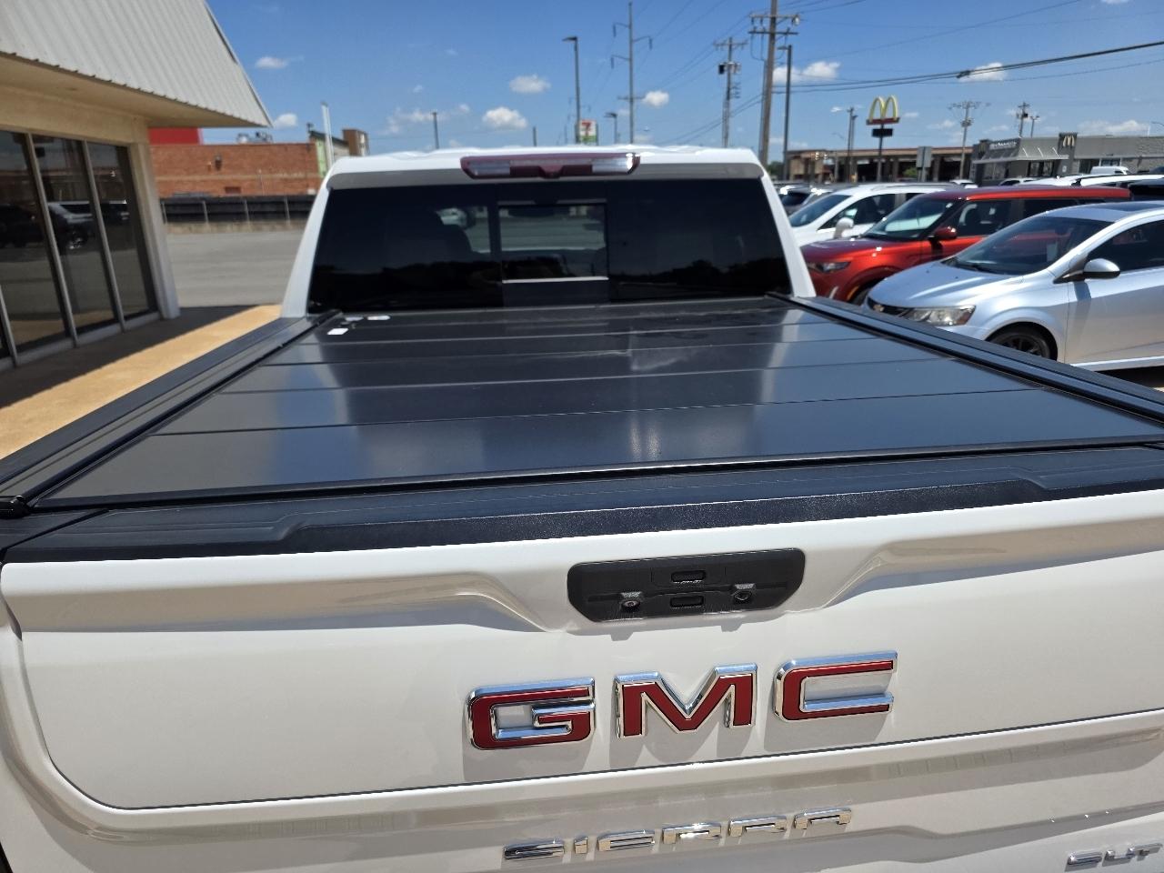 GMC Sierra 1500 4WD Crew Cab 147" SLT 2020