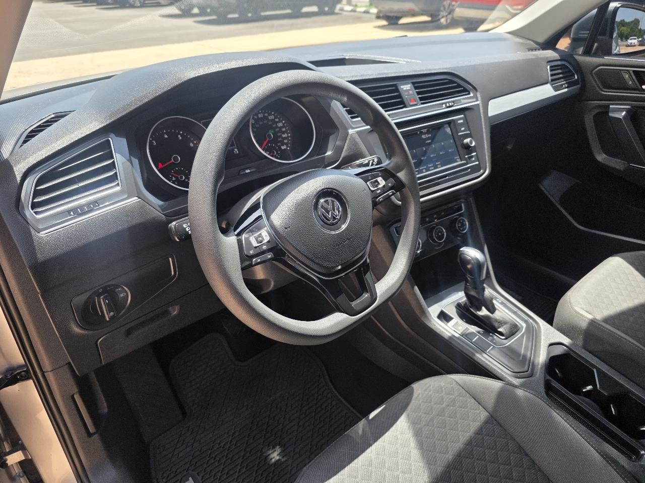 Volkswagen Tiguan 2.0T S FWD 2020