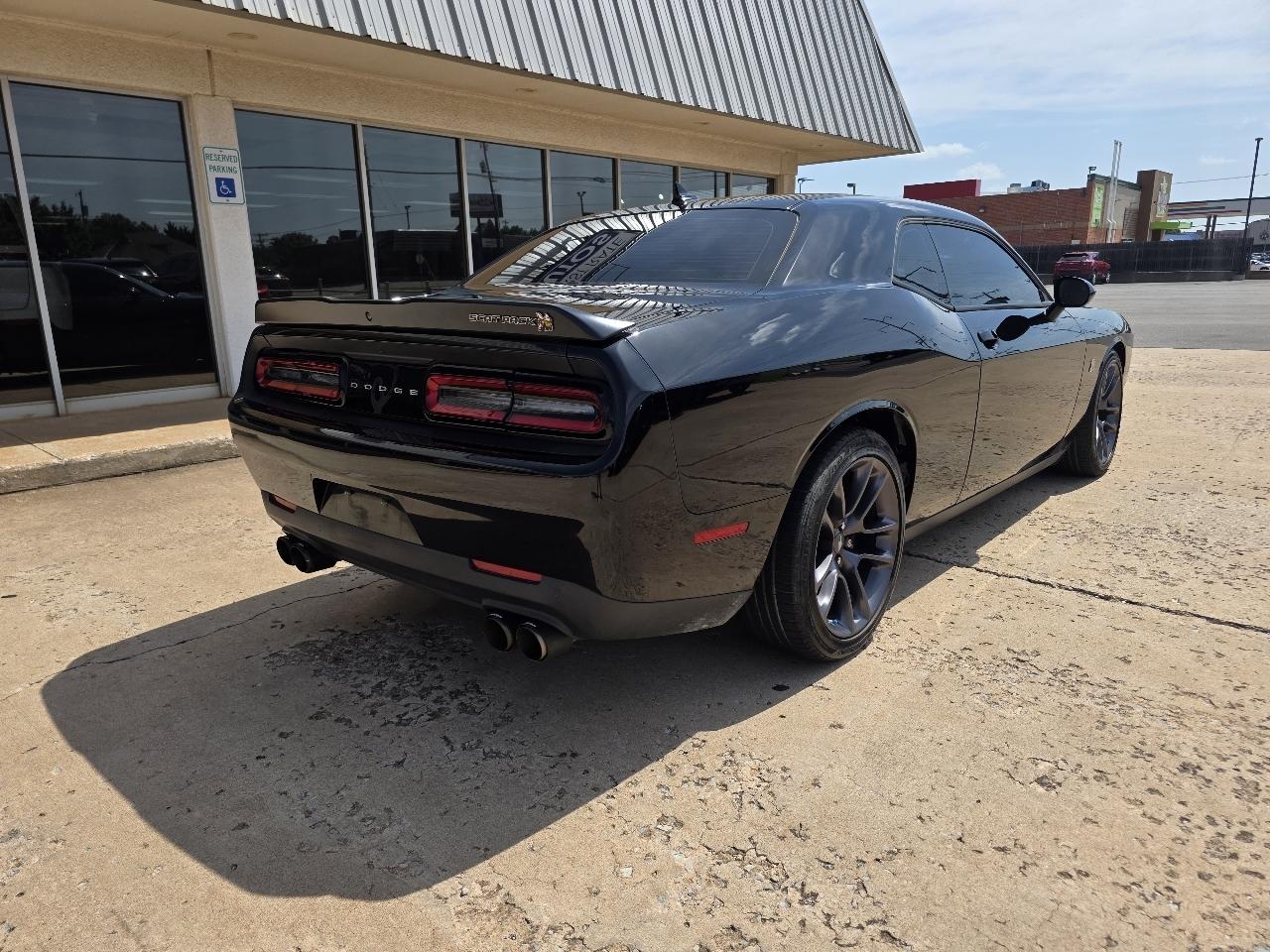 Dodge Challenger R/T Scat Pack RWD 2023