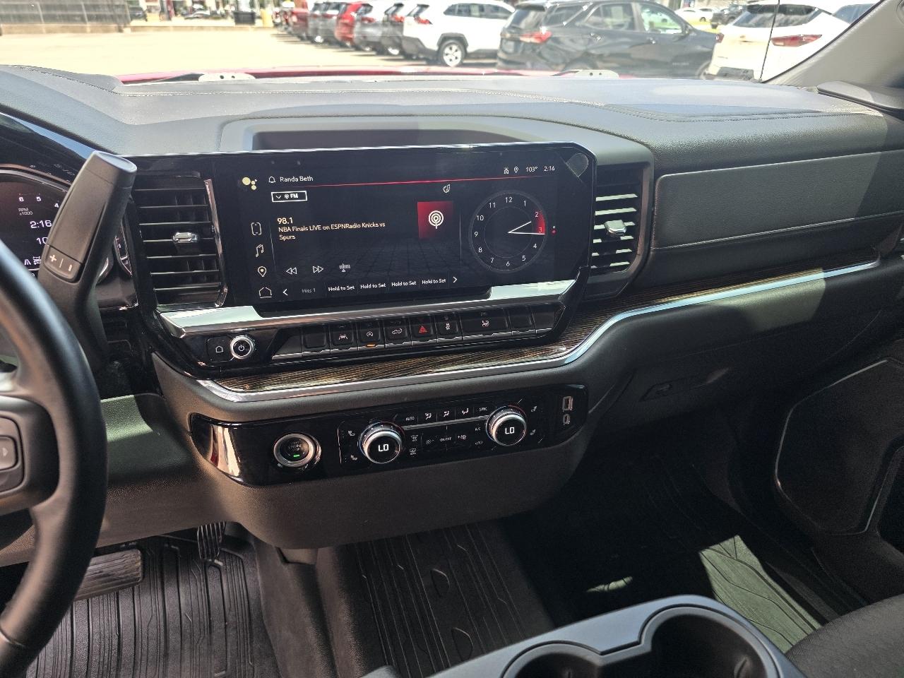 GMC Sierra 1500 4WD Crew Cab 147" Elevation w/3SB 2024