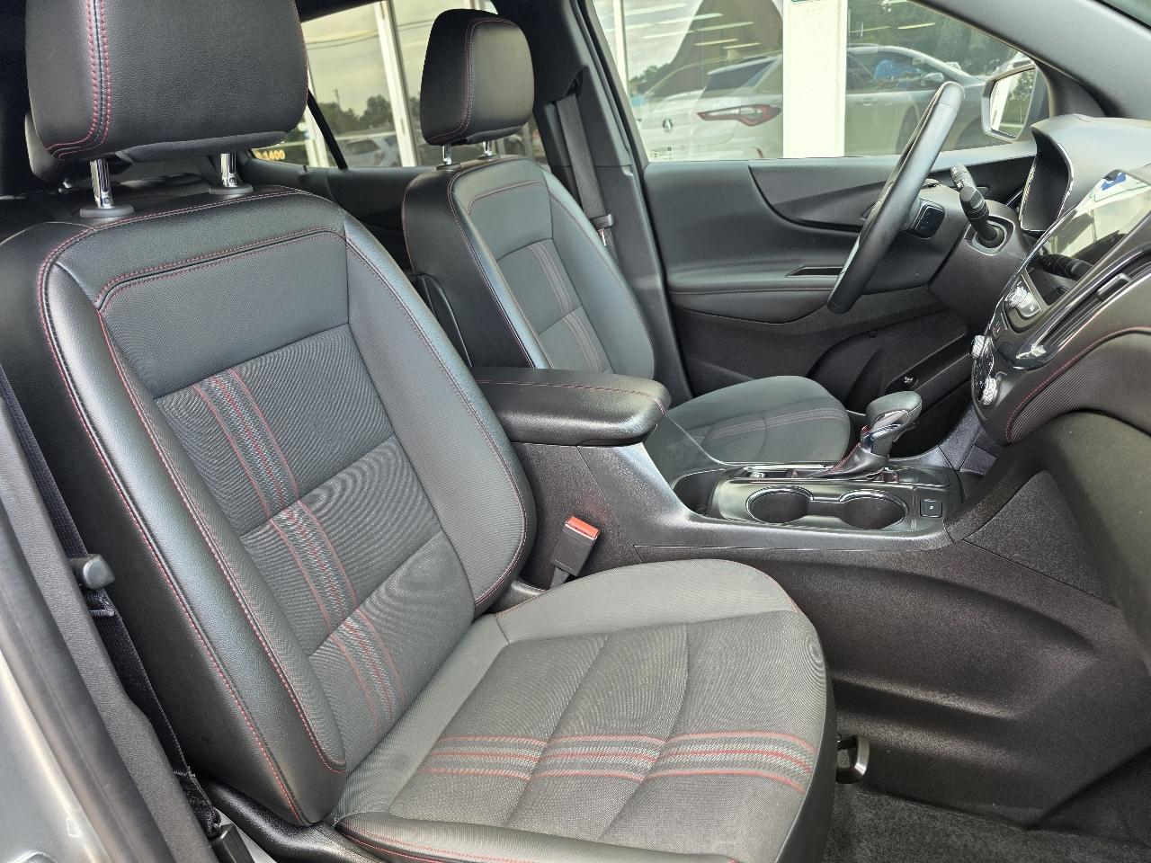 Chevrolet Equinox FWD 4dr RS 2024