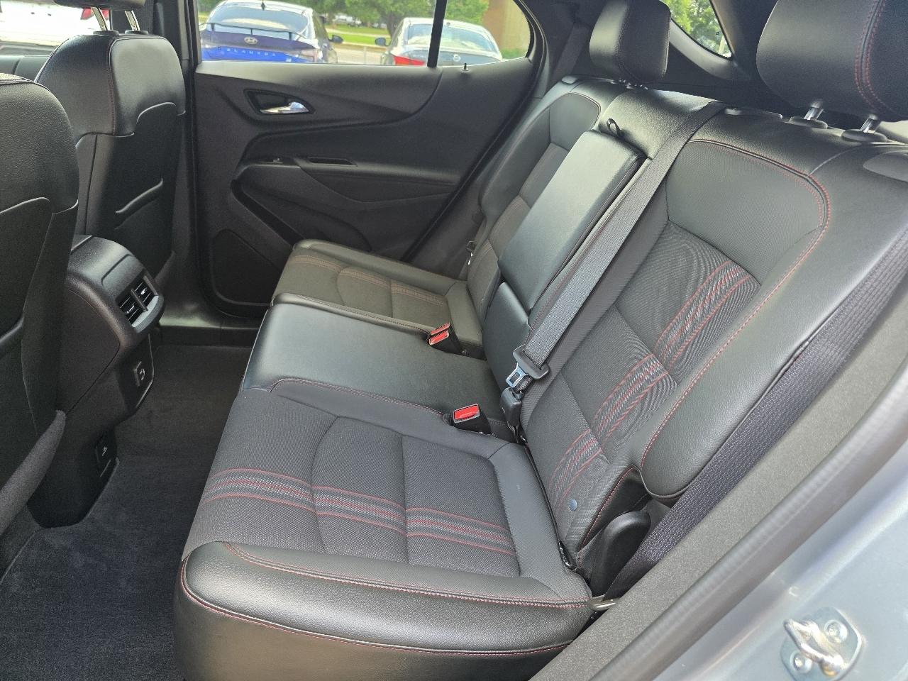 Chevrolet Equinox FWD 4dr RS 2024