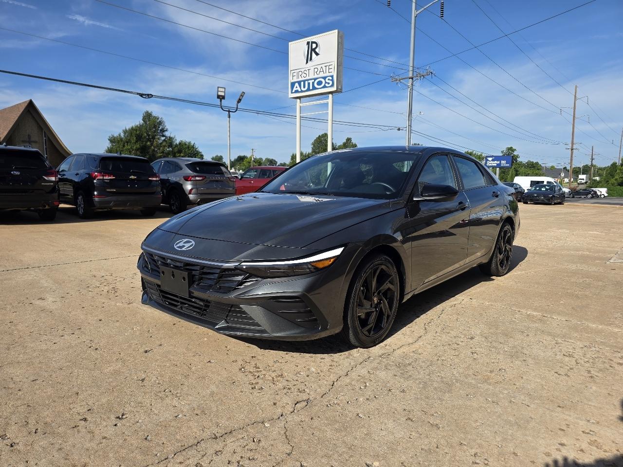 Hyundai Elantra SEL Sport Sedan 2026