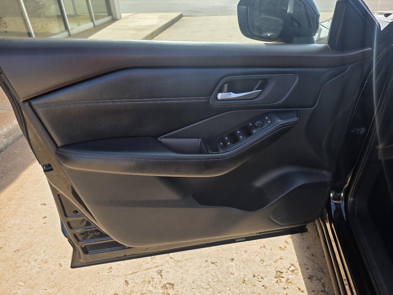 Nissan Rogue AWD SV 2023