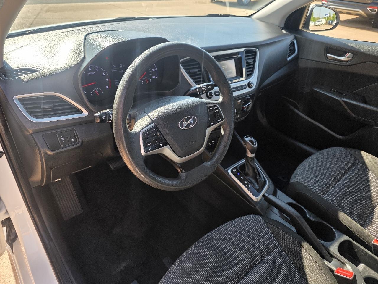 Hyundai Accent SE Sedan IVT 2021