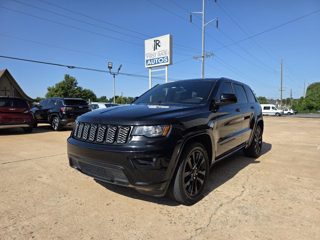 Jeep Grand Cherokee Altitude 4x2 *Ltd Avail* 2017