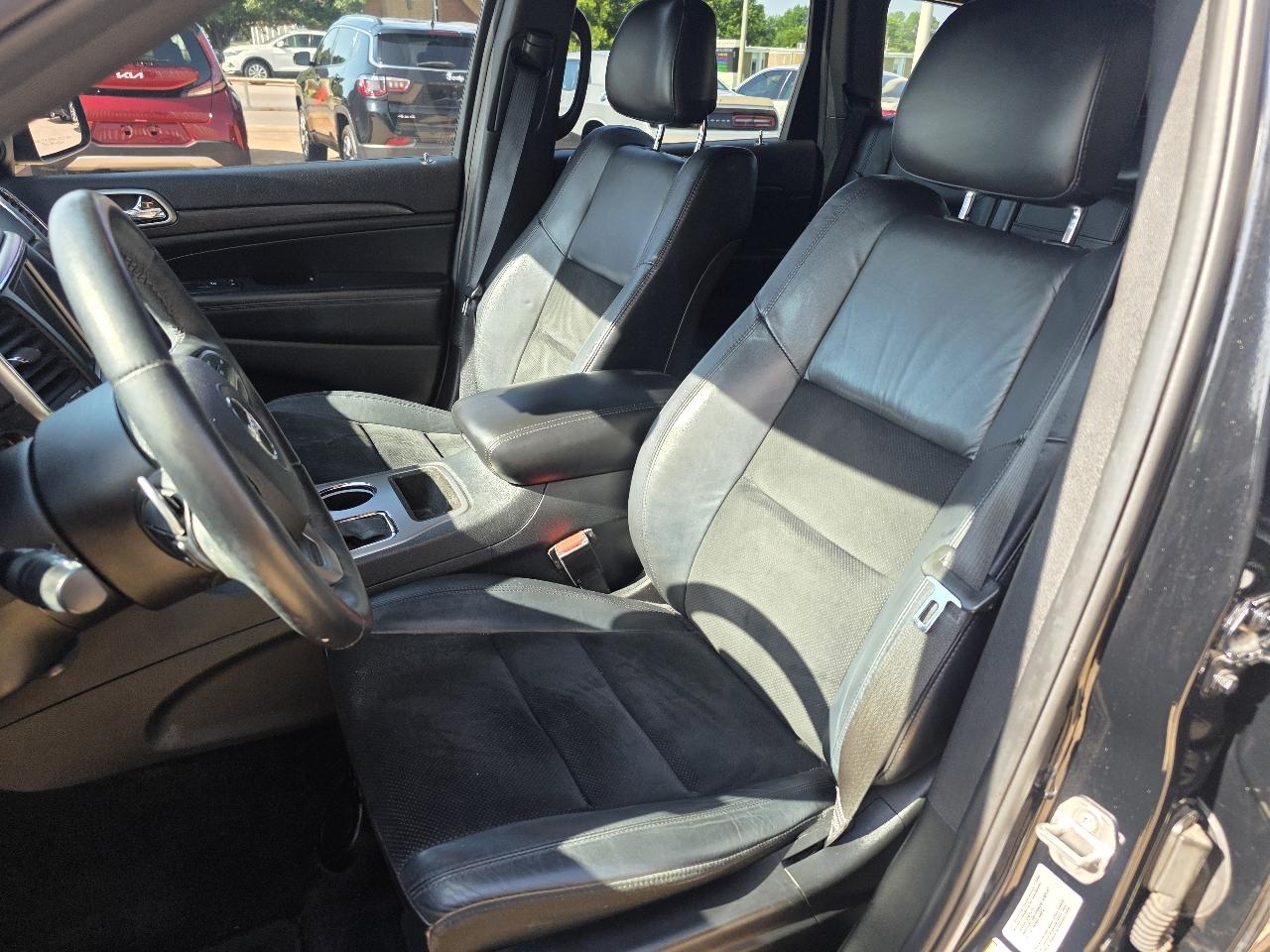 Jeep Grand Cherokee Altitude 4x2 *Ltd Avail* 2017