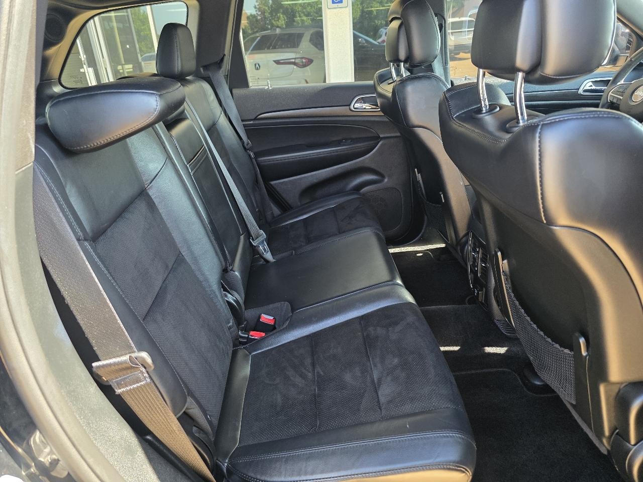 Jeep Grand Cherokee Altitude 4x2 *Ltd Avail* 2017