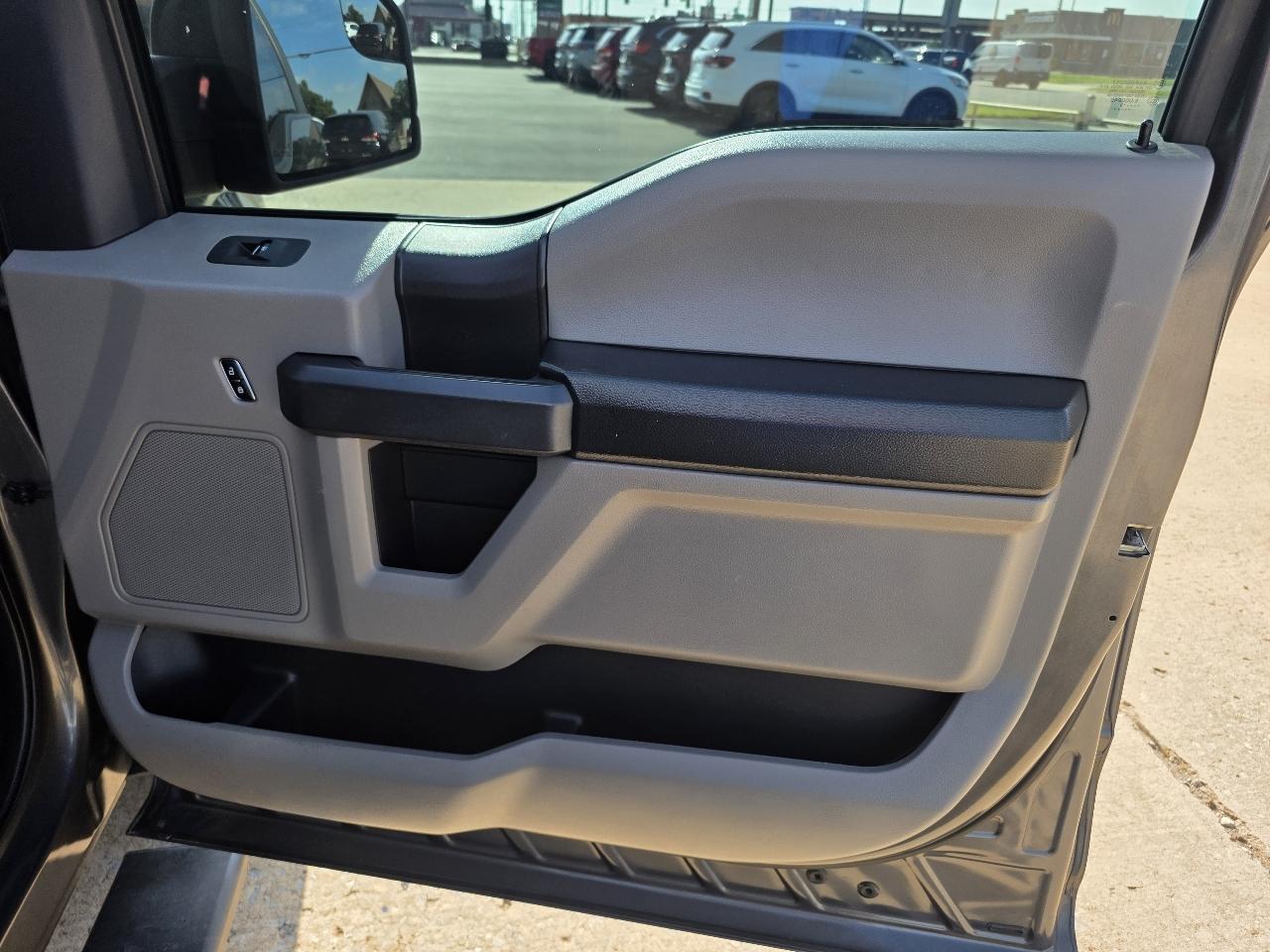 Ford F-150 4WD SuperCab 145" STX 2019