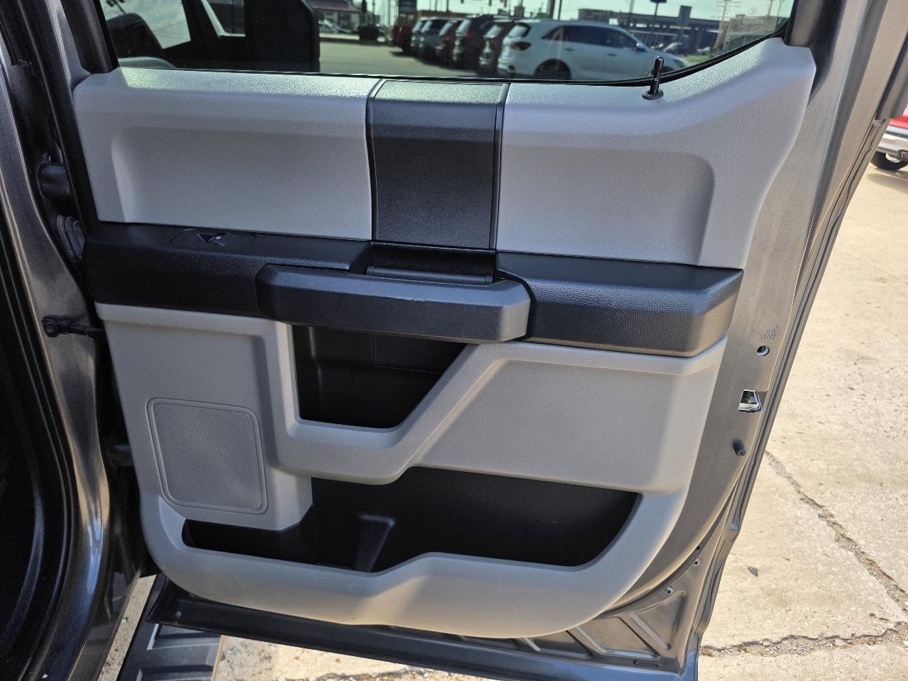 Ford F-150 4WD SuperCab 145" STX 2019