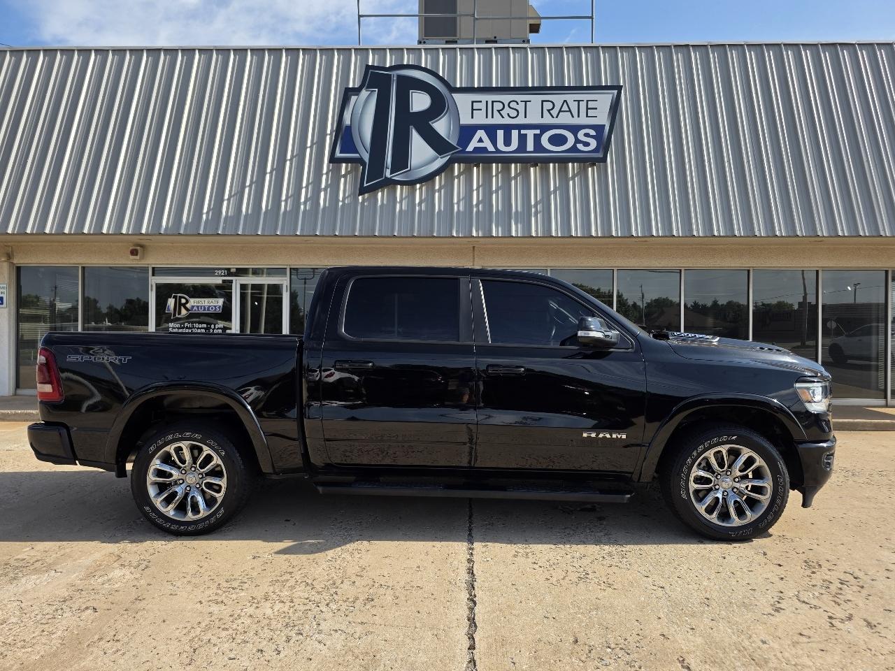 RAM 1500 Laramie 4x4 Crew Cab 5'7" Box 2022