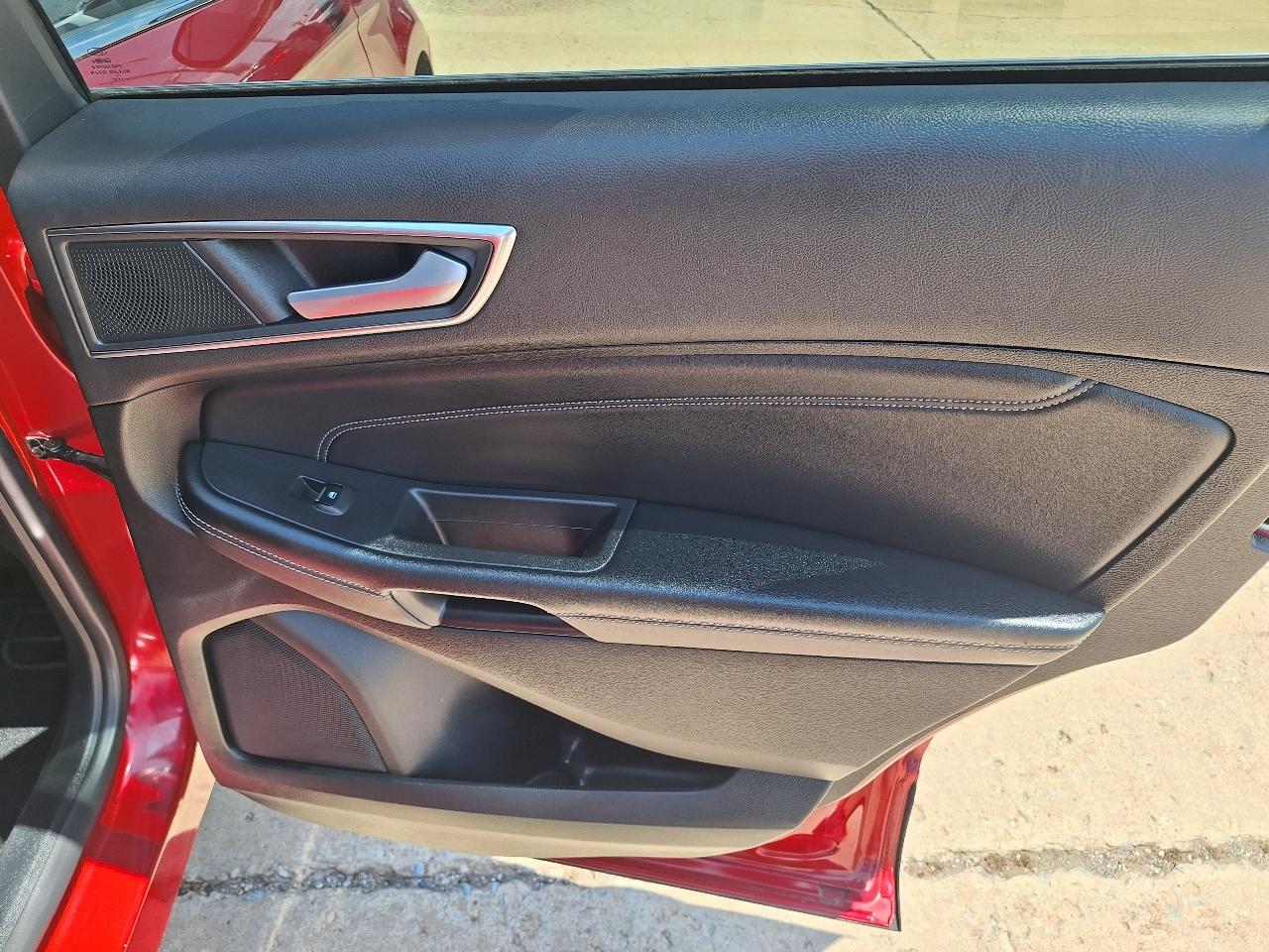 Ford Edge Titanium AWD 2023