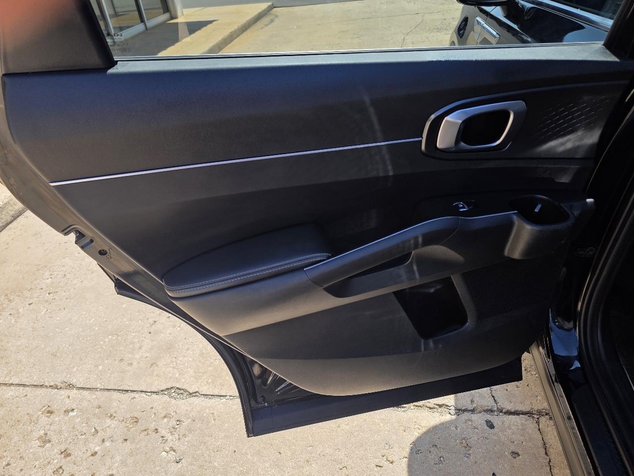 Kia Sorento S FWD 2025