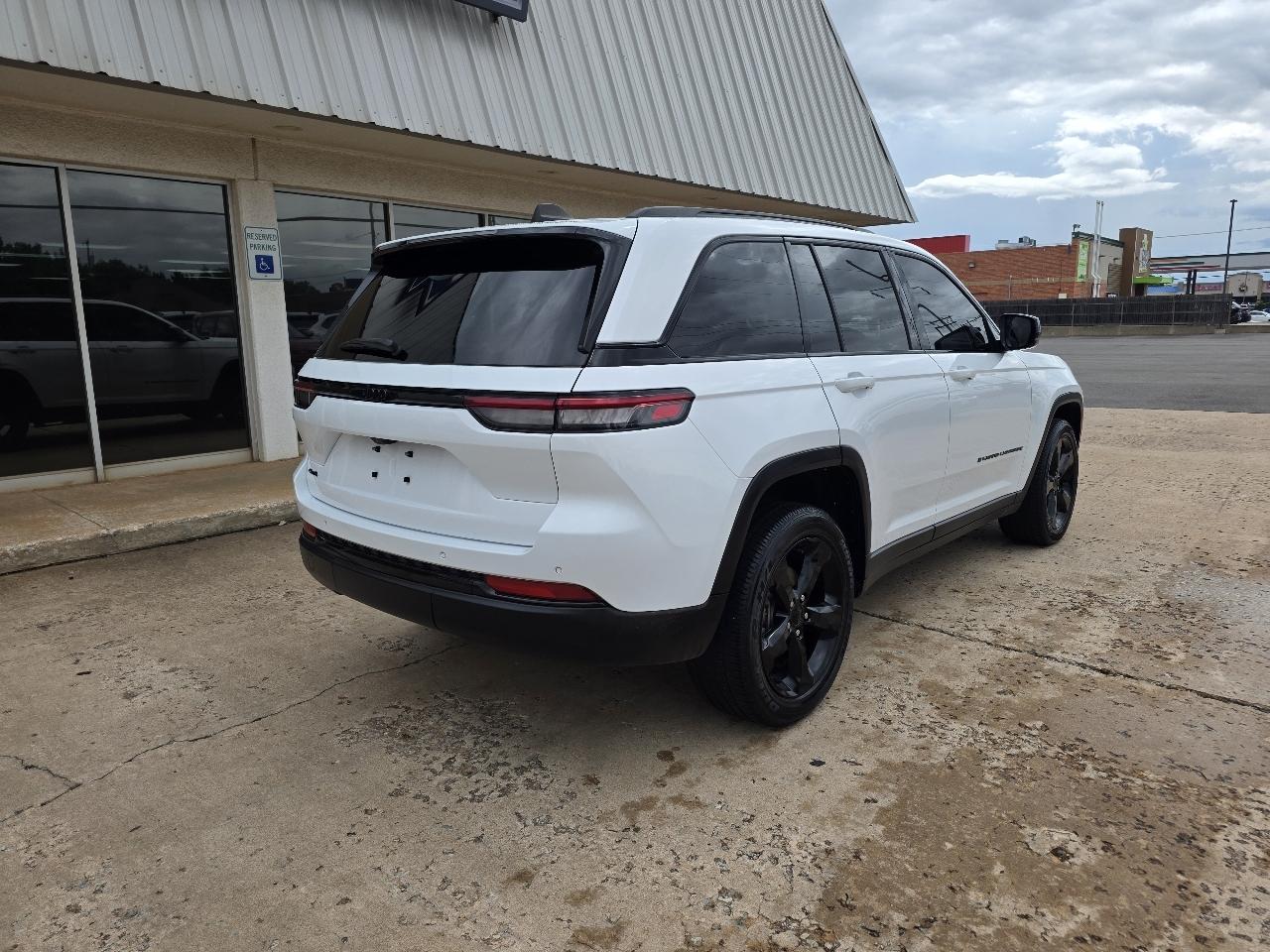 Jeep Grand Cherokee Altitude X 4x4 2023