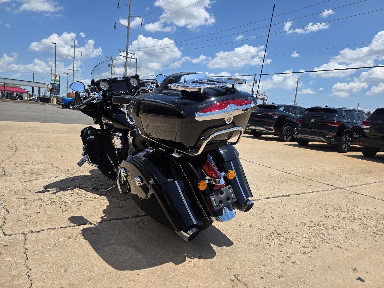 Indian Roadmaster  2022