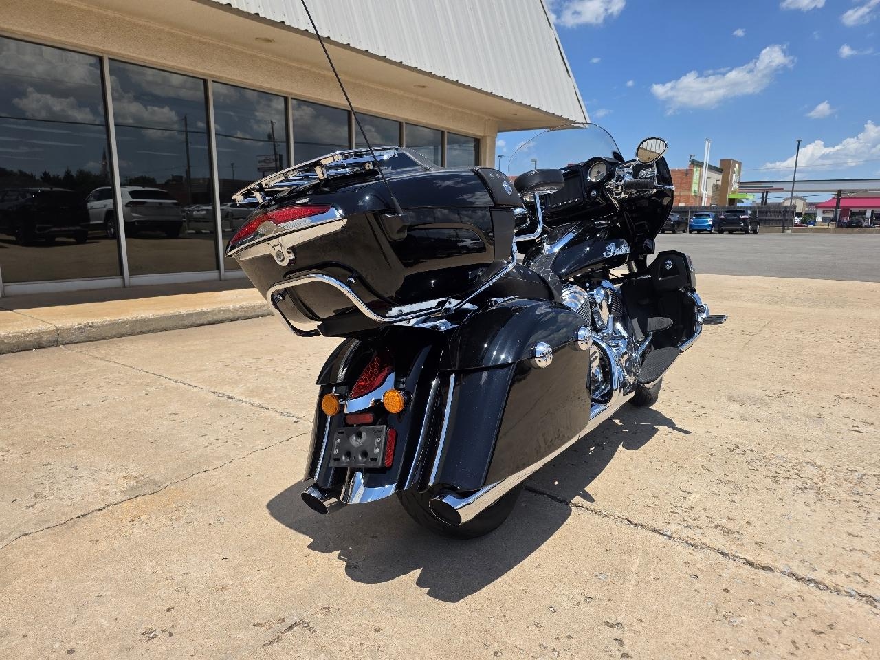 Indian Roadmaster  2022