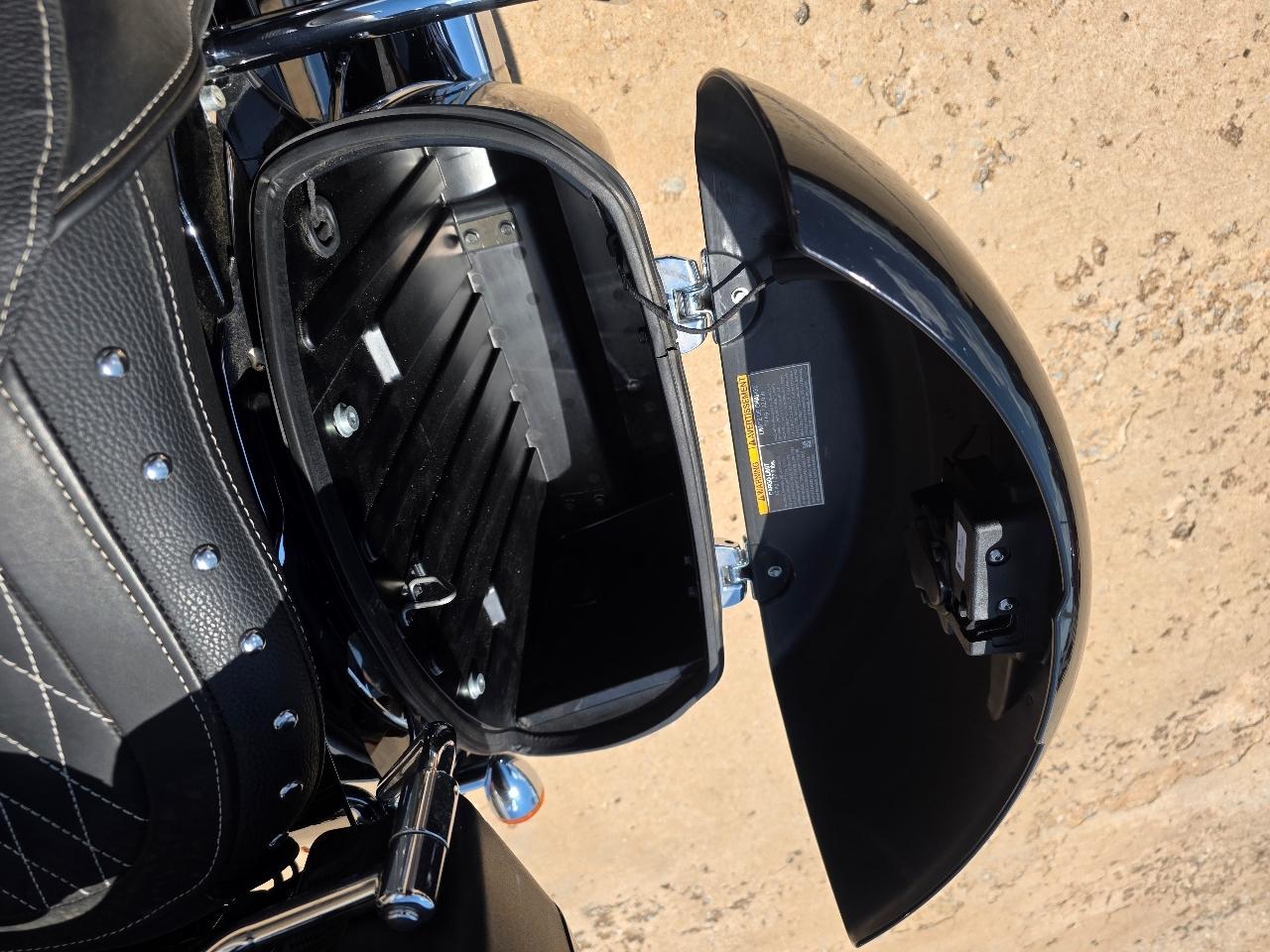Indian Roadmaster  2022