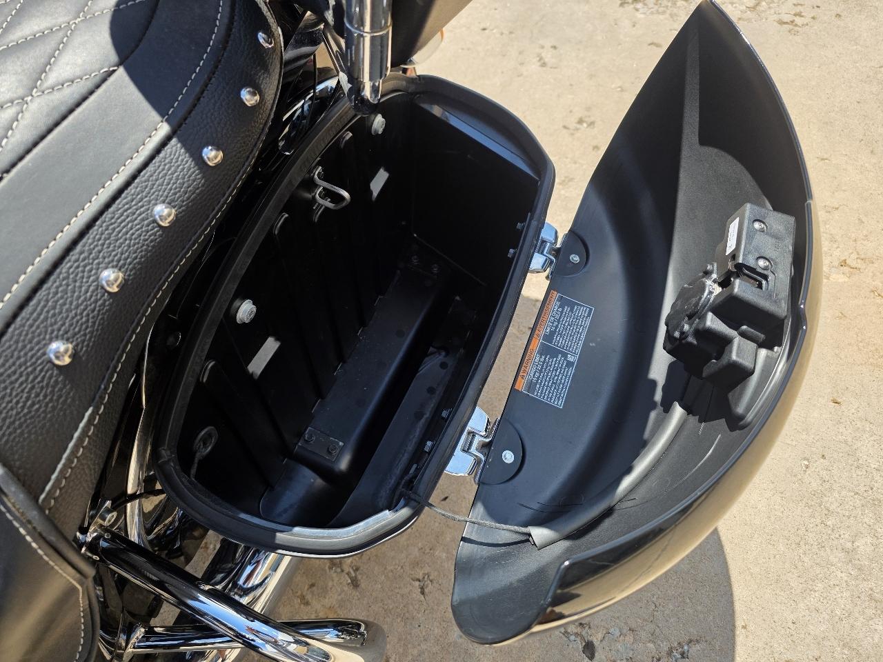 Indian Roadmaster  2022