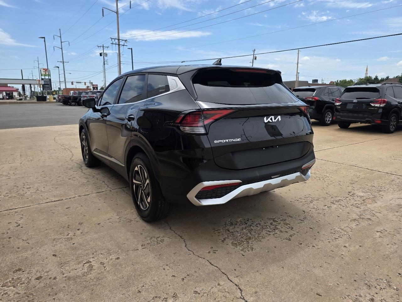 Kia Sportage Hybrid LX FWD 2025