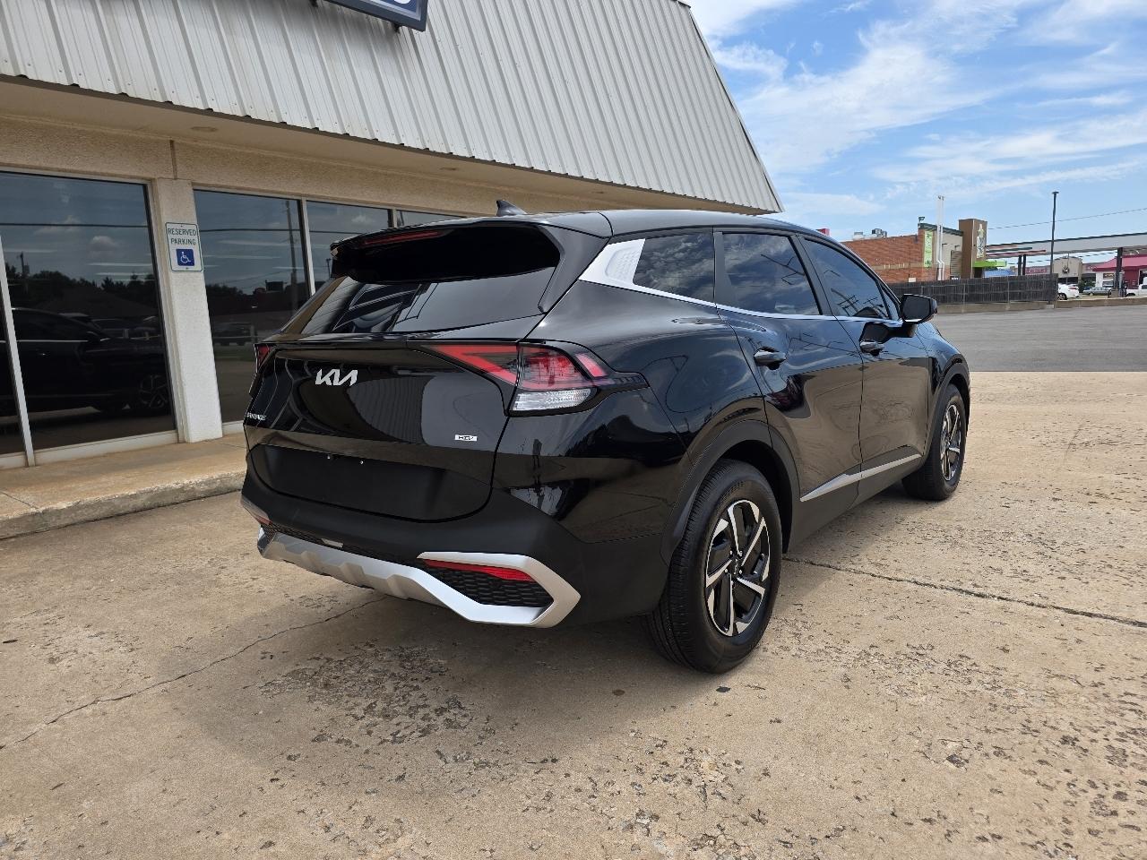 Kia Sportage Hybrid LX FWD 2025
