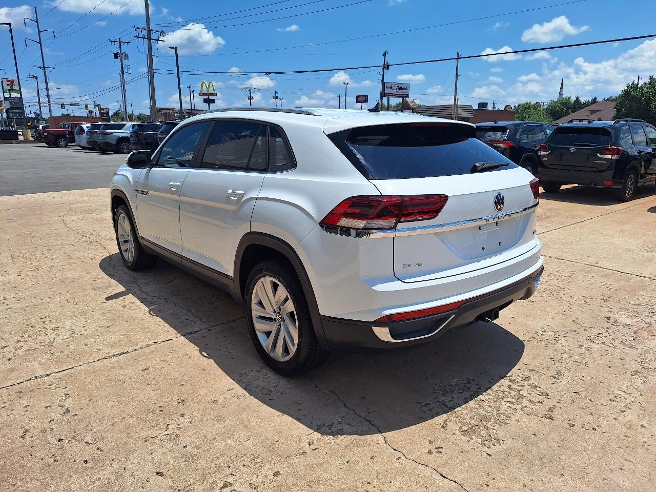 Volkswagen Atlas Cross Sport 3.6L V6 SE w/Technology 4MOTION 2022