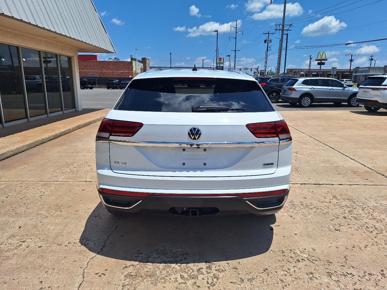 Volkswagen Atlas Cross Sport 3.6L V6 SE w/Technology 4MOTION 2022