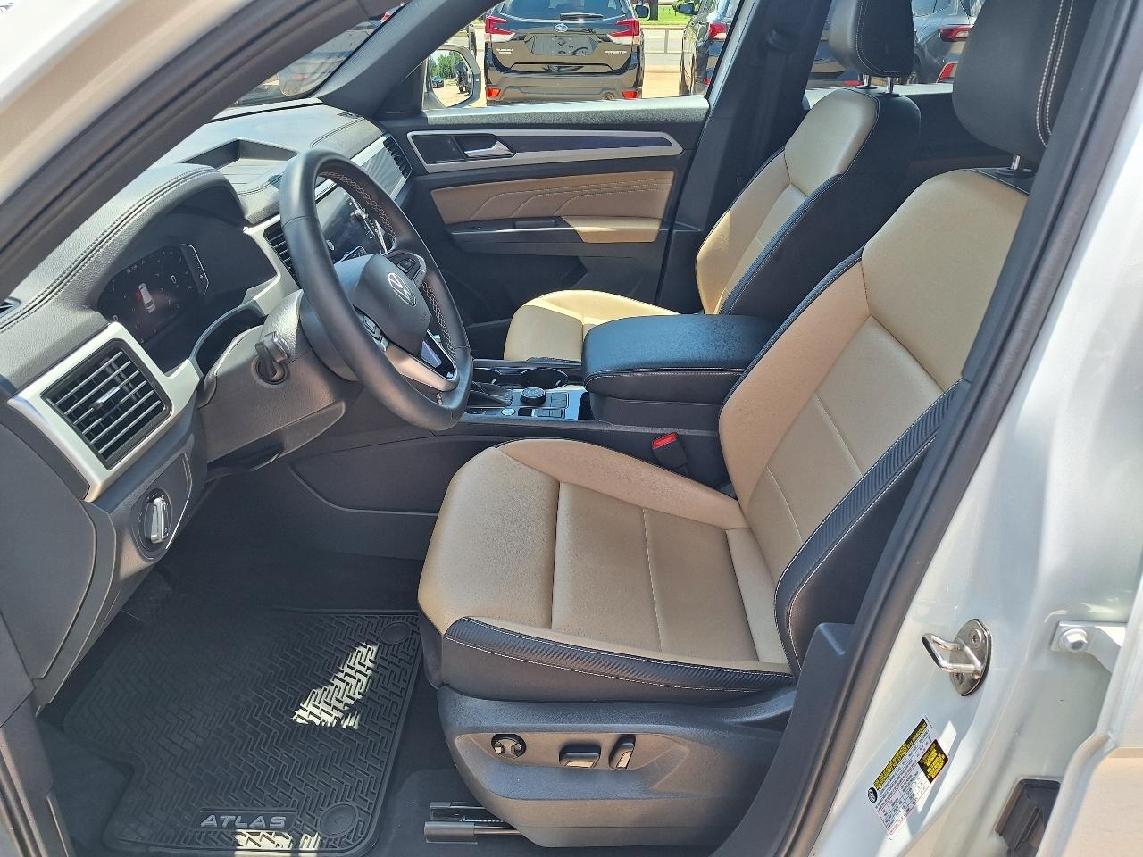 Volkswagen Atlas Cross Sport 3.6L V6 SE w/Technology 4MOTION 2022