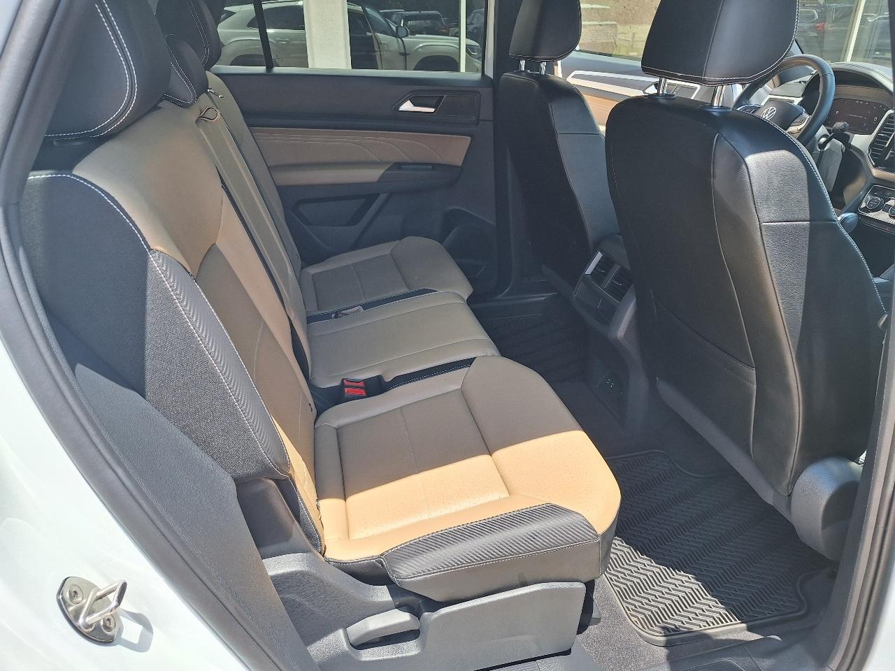 Volkswagen Atlas Cross Sport 3.6L V6 SE w/Technology 4MOTION 2022