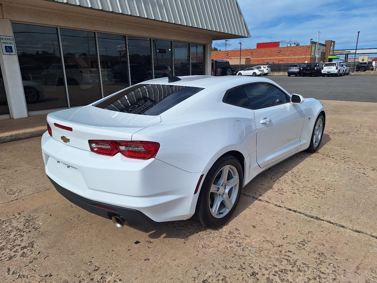 Chevrolet Camaro 2dr Cpe 1LT 2022