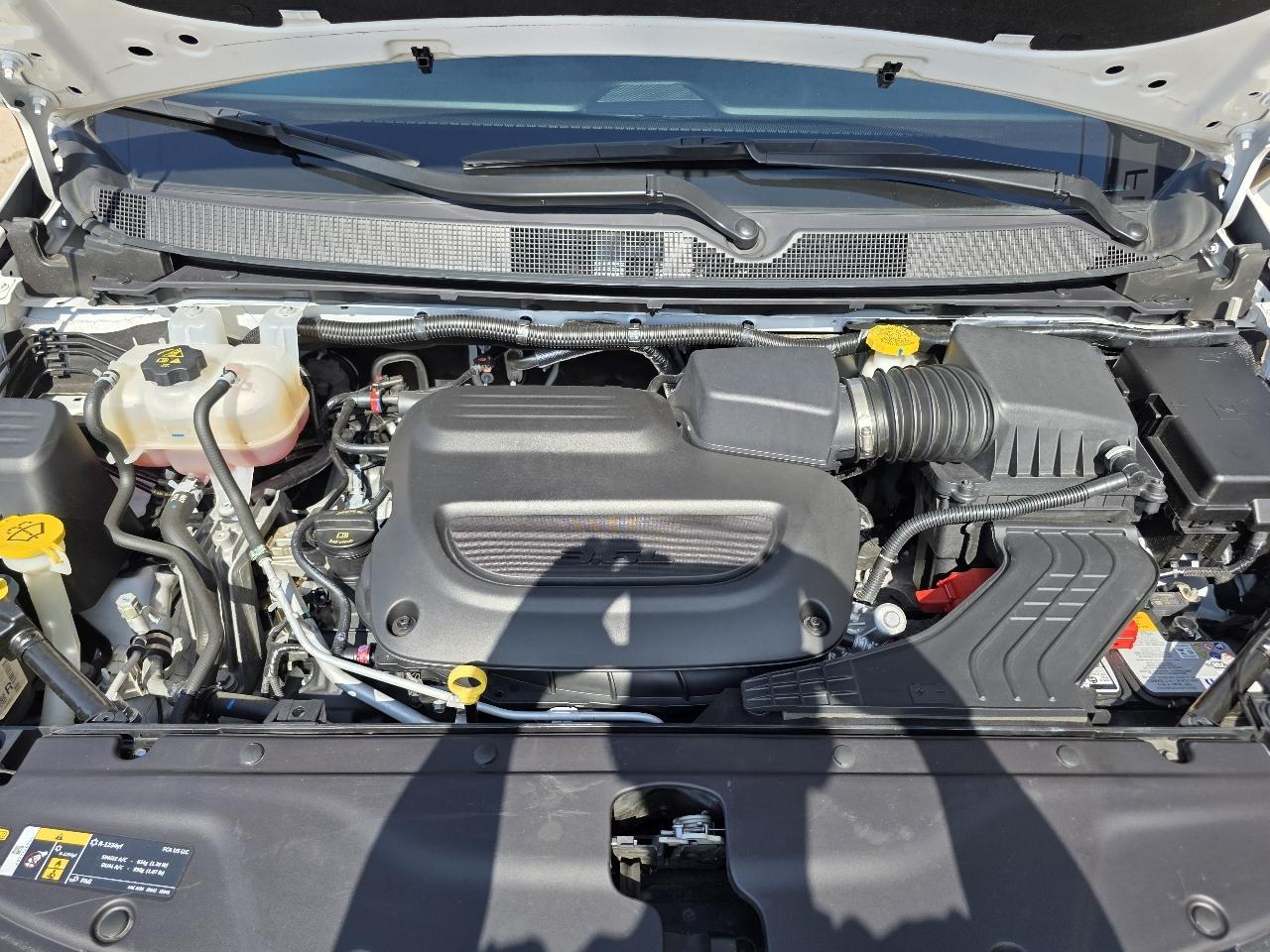 Chrysler Pacifica Select FWD 2025